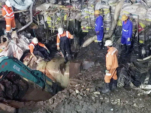 小-昆明第五自來水廠提前完成DN1200原水管道搶修2 小-昆明第五自來水廠提前完成DN1200原水管道搶修2